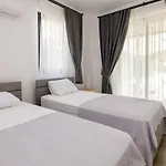 Villa Lena *
